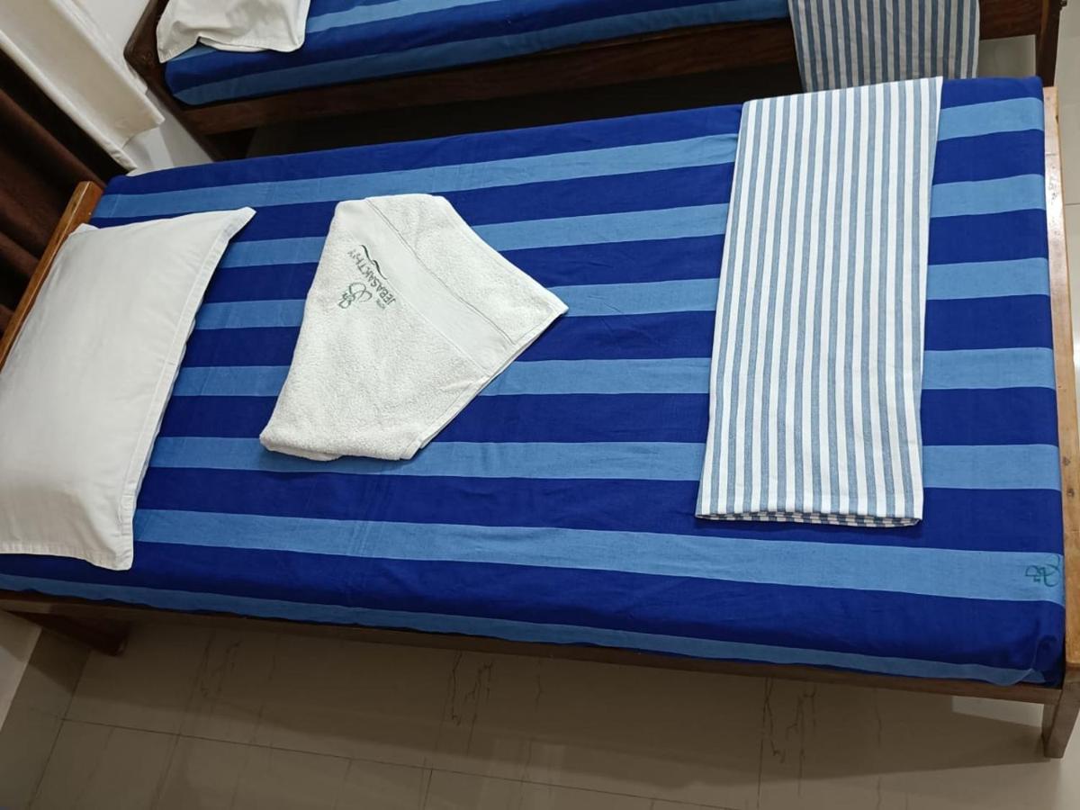 Hotel Jebasakthy Kanjakumari Kültér fotó